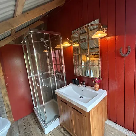 Beautiful Barn - View Penzion